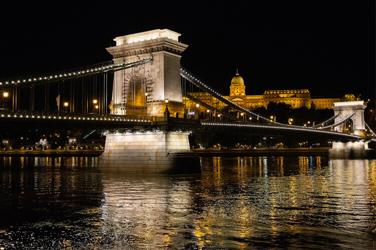 Feiern Sie den Valentinstag in Budapest 2020
